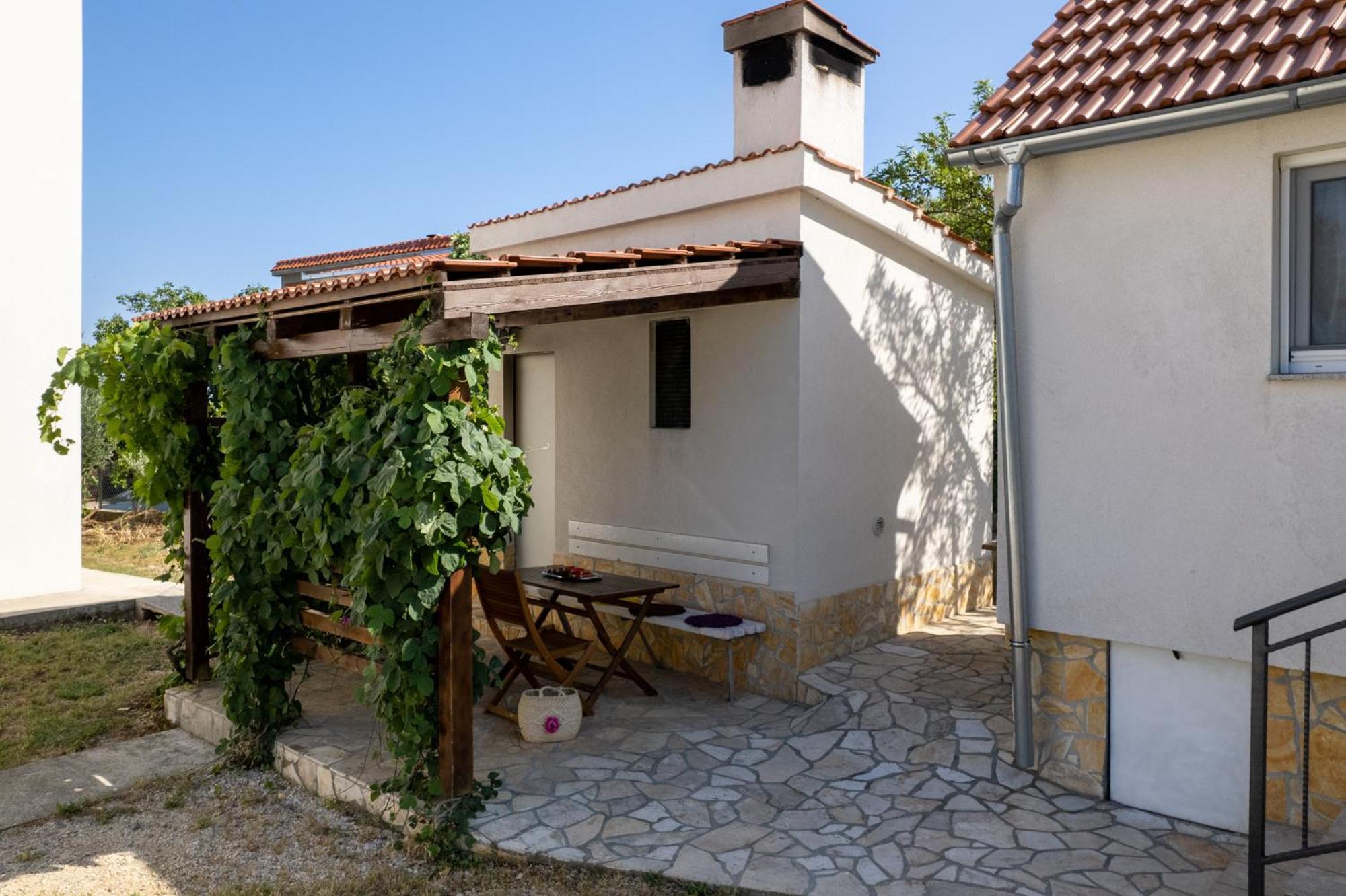 Apartmani Livaja Plano Εξωτερικό φωτογραφία