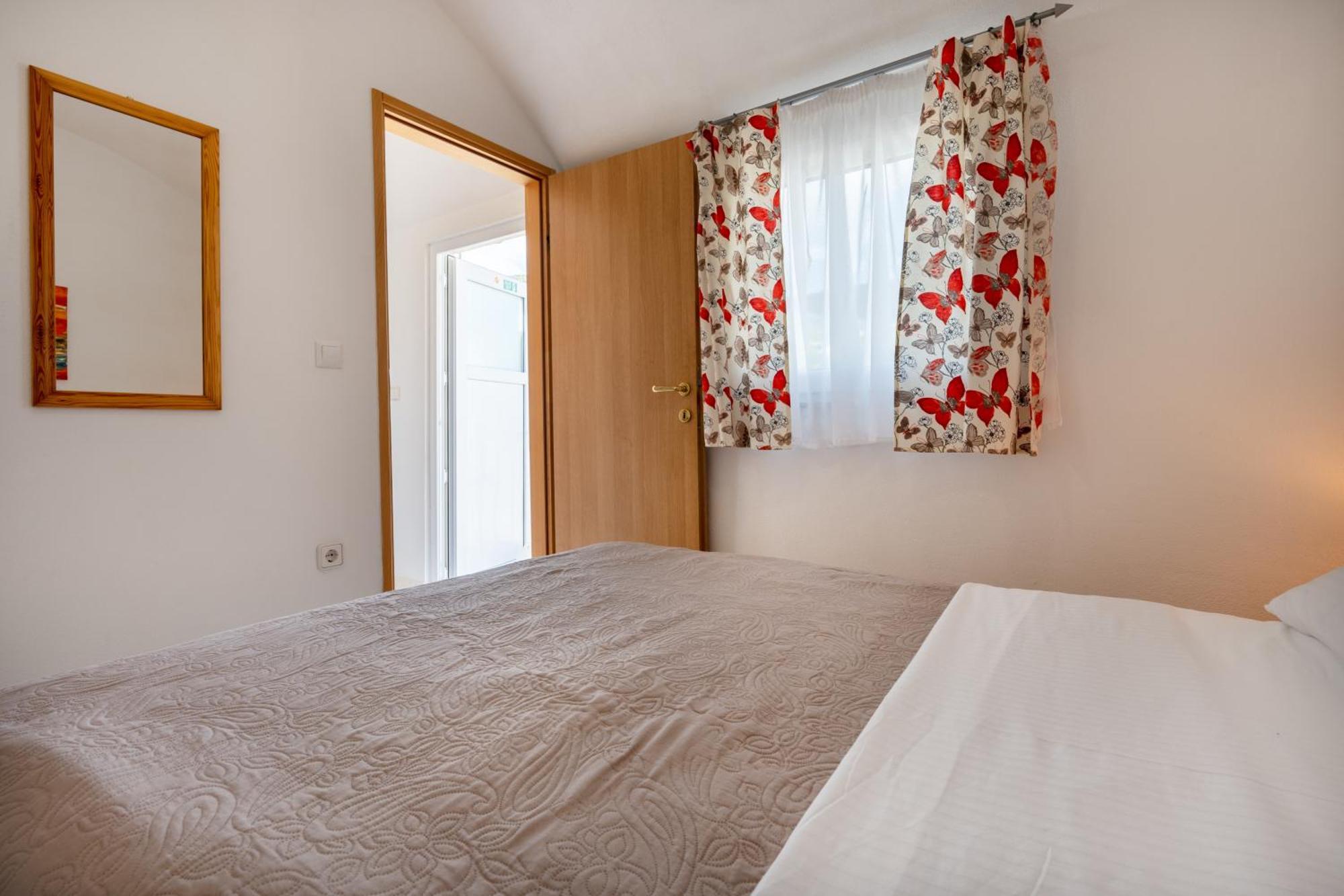 Apartmani Livaja Plano Εξωτερικό φωτογραφία