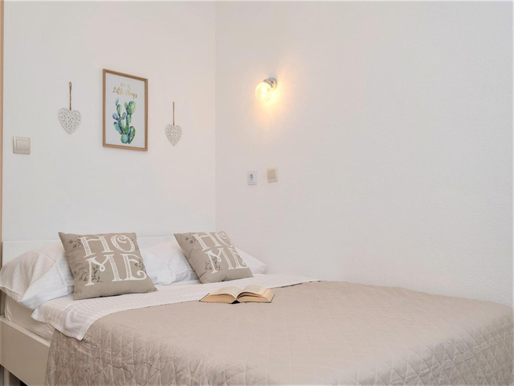 Apartmani Livaja Plano Δωμάτιο φωτογραφία